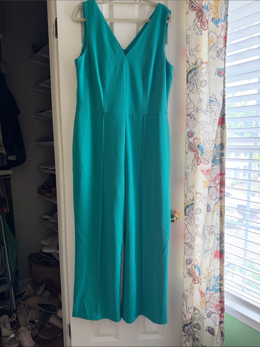 Maggy London Teal V-Neck Sleeveless Jumpsuit